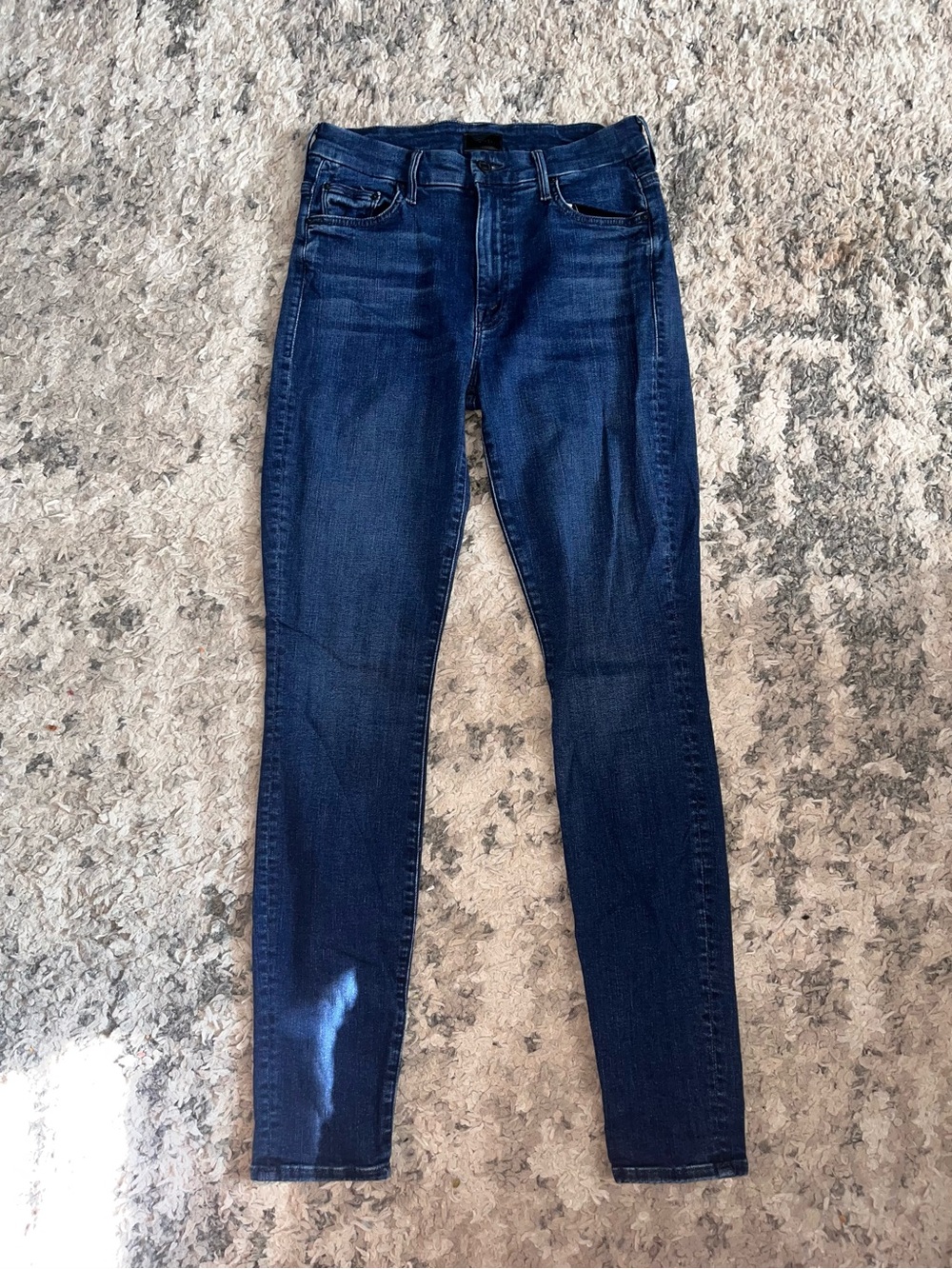 MOTHER high waisted looker Skinny Jeans in Dark Blue Wash